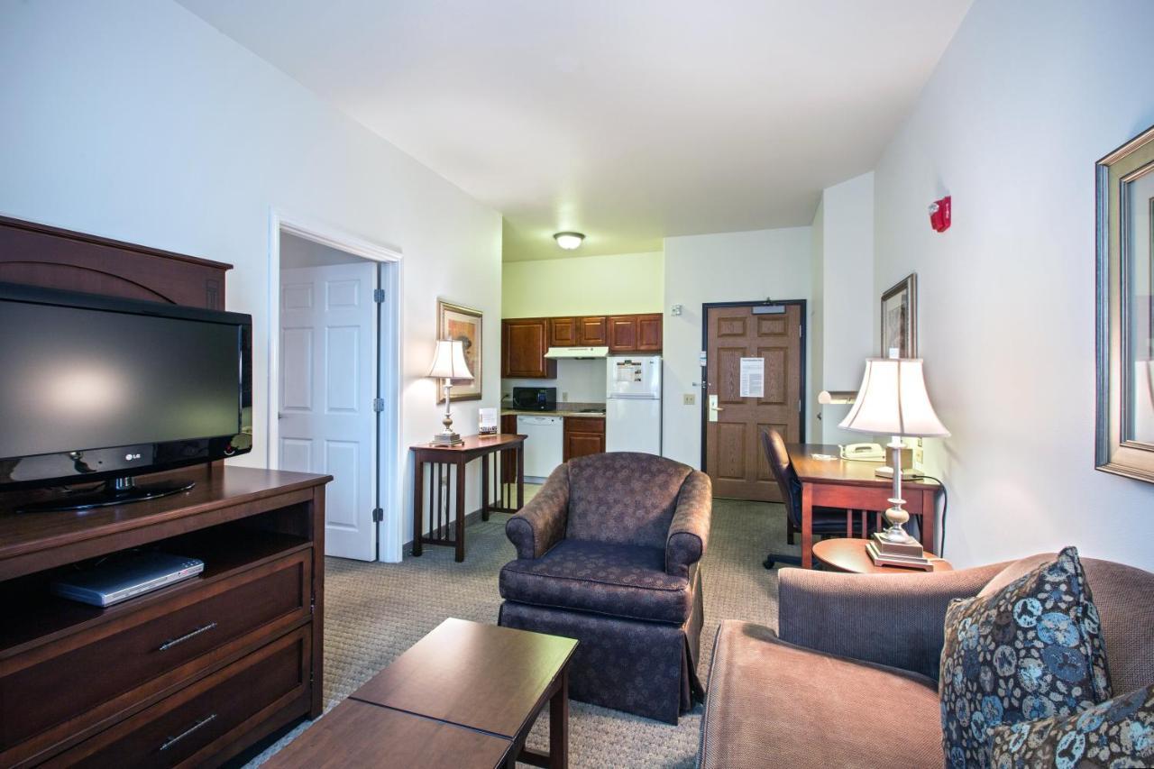 Staybridge Suites Rockford By Ihg מראה חיצוני תמונה