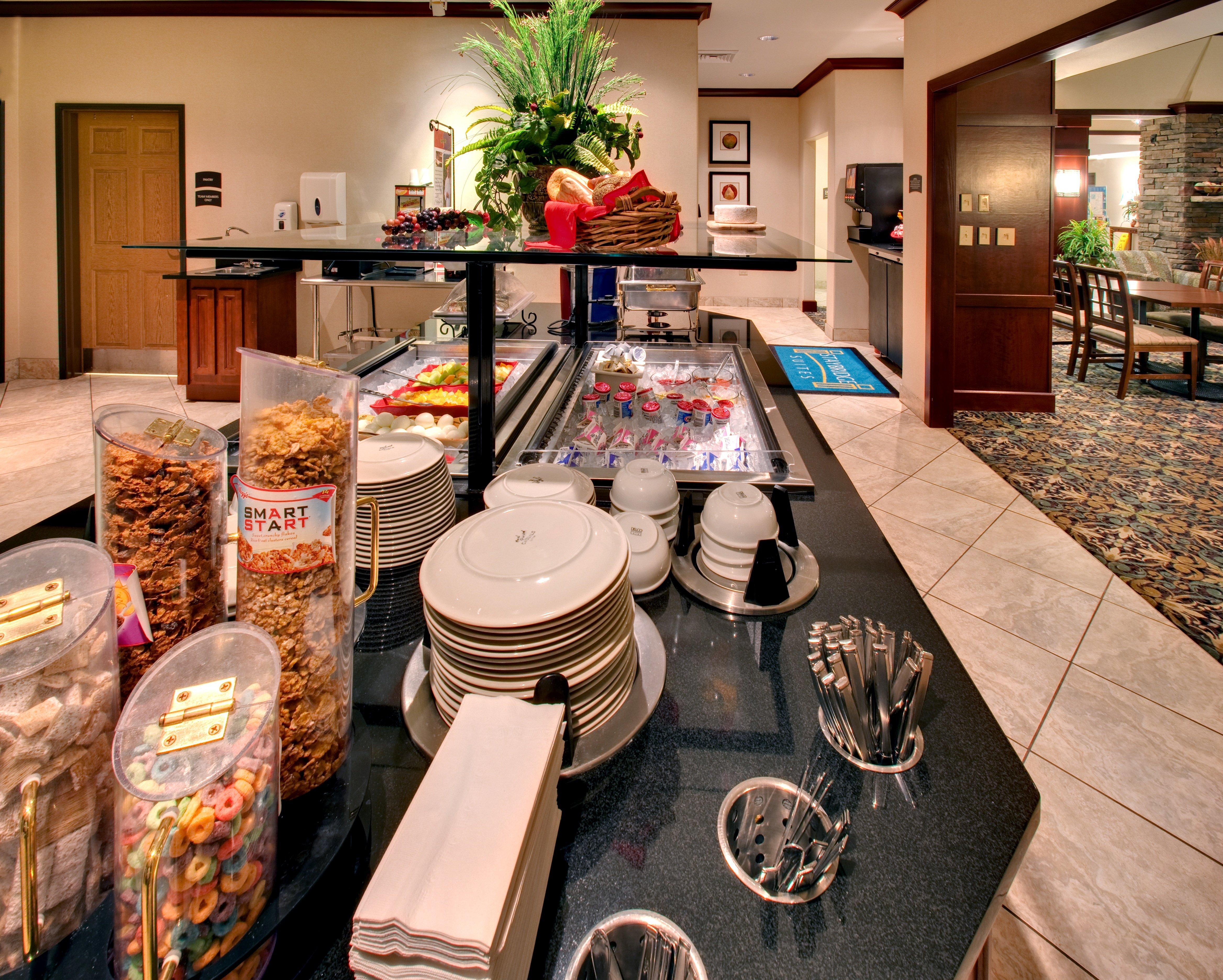 Staybridge Suites Rockford By Ihg מסעדה תמונה