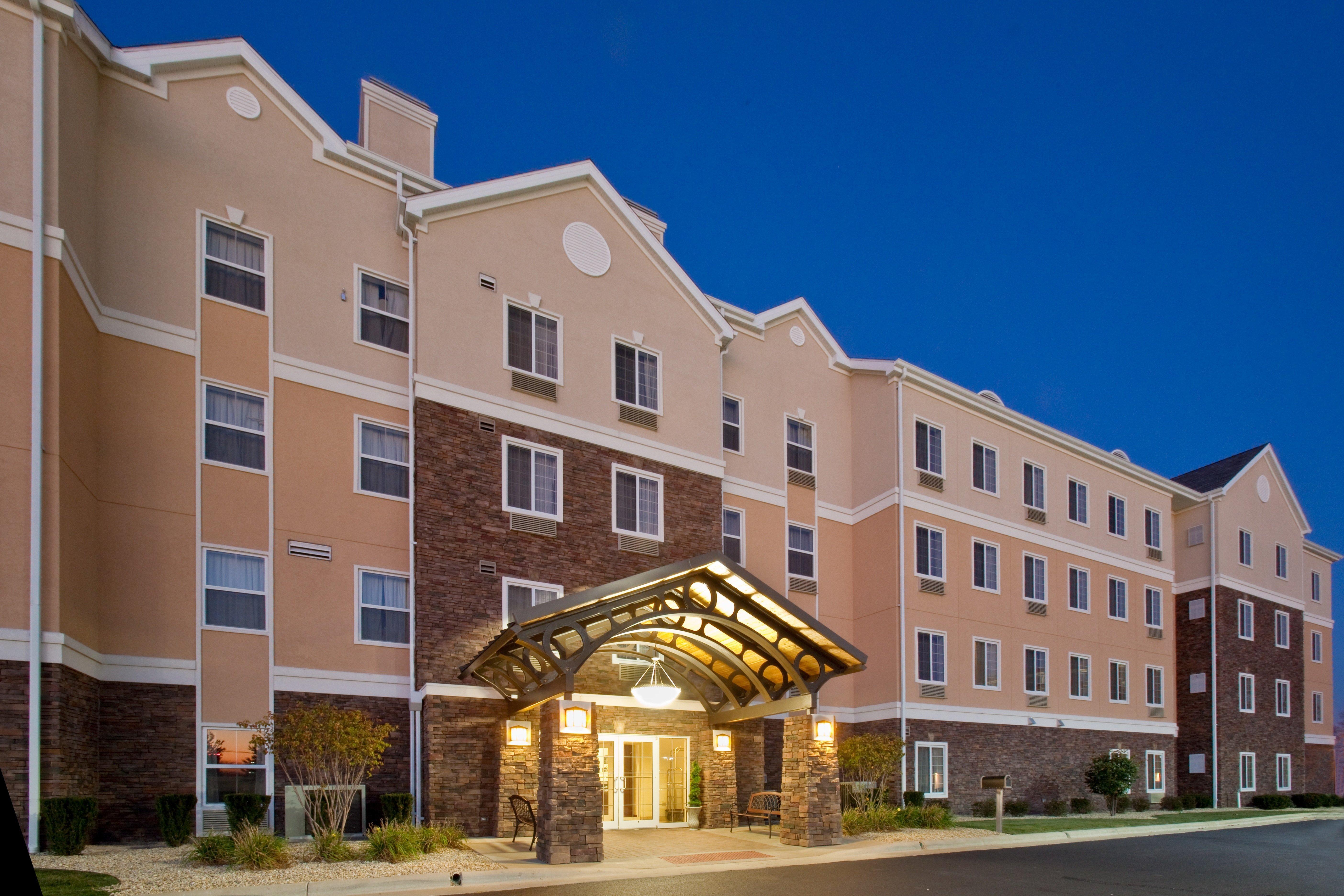 Staybridge Suites Rockford By Ihg מראה חיצוני תמונה