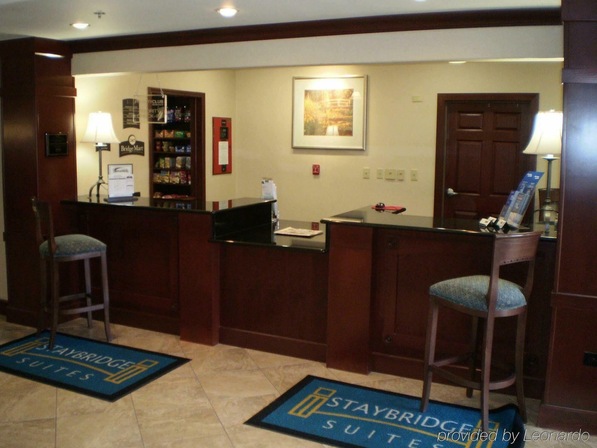 Staybridge Suites Rockford By Ihg מראה פנימי תמונה