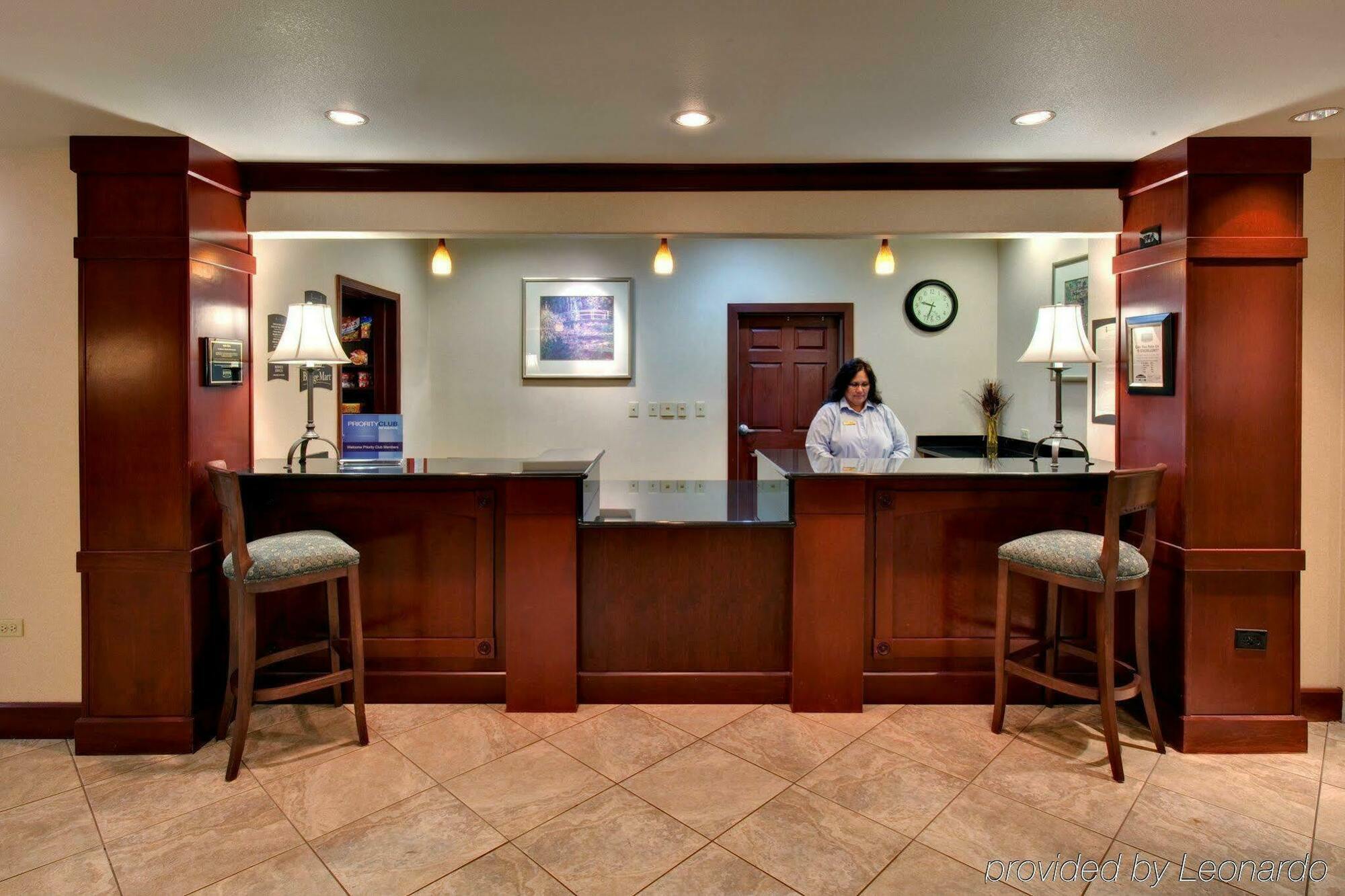 Staybridge Suites Rockford By Ihg מראה פנימי תמונה
